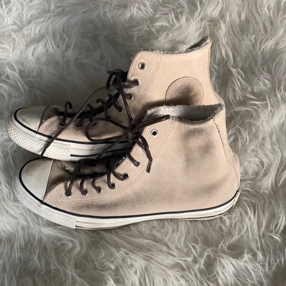 Suede Chuck Taylor Converse size 10 US Tan Unisex - Picture 1 of 4
